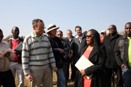 Finding a way forward: Councillor Mike Wood discusses challenges with regional director Vicky Shupeng.