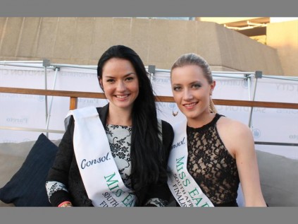 Beauties... Miss Earth Finalists Shannon Roscher and Jennifer Williamson.