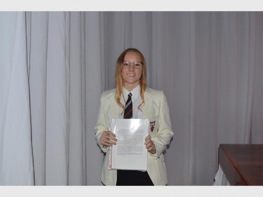 Amy van Druten achieves senior full colours for academics, cultural (public speaking) and service.