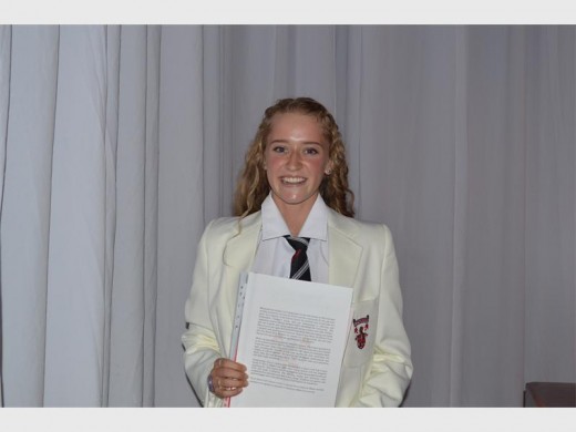 Stephanie Askew achieves senior full colours for academics, sport (swimming and open water swimming) and service.